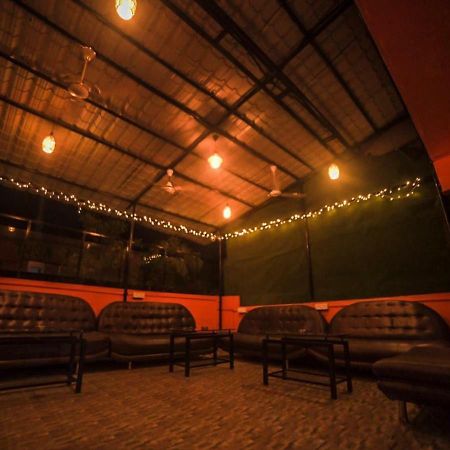 Happinest - The Backpacker'S Hostel Βομβάη Εξωτερικό φωτογραφία