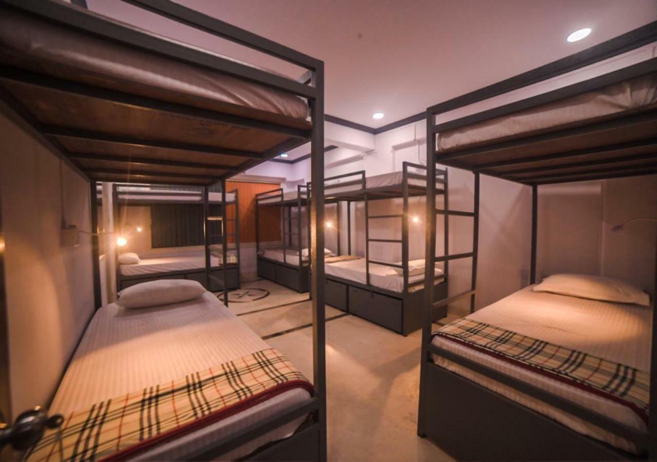 Happinest - The Backpacker'S Hostel Βομβάη Εξωτερικό φωτογραφία